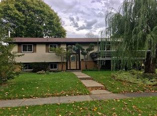 6 Rhea Cres, Rochester, NY 14615