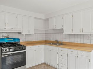 124 Rancocas Rd, Mount Holly, NJ 08060