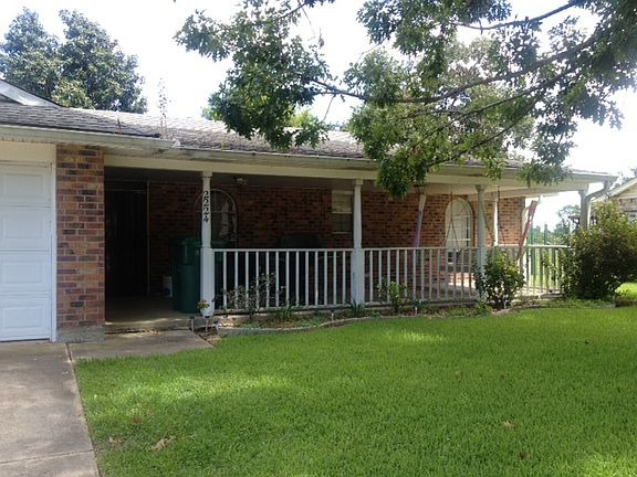2nd image of 2224 Country Club Dr