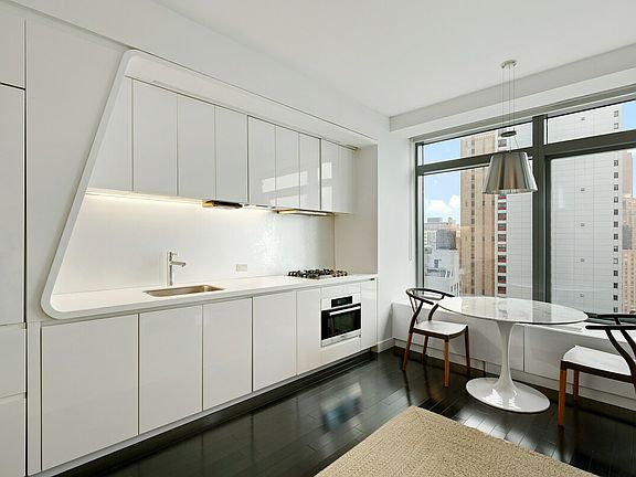 4th image of 123 Washington St APT 26H