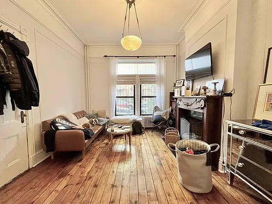 Rented by Brown Harris Stevens | media 41