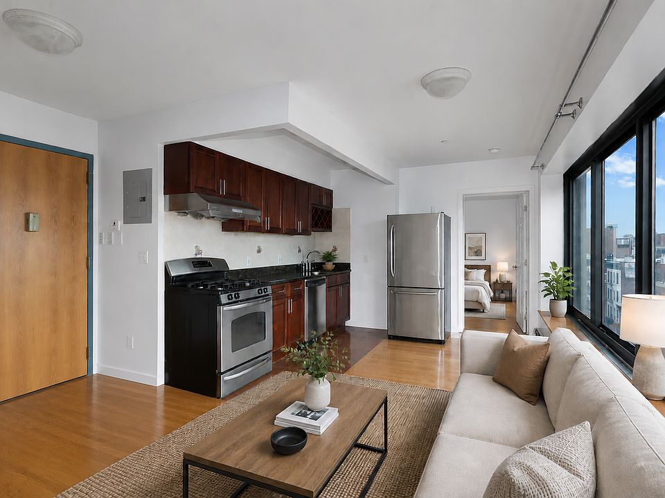 1st image of 155 Hester St APT 604