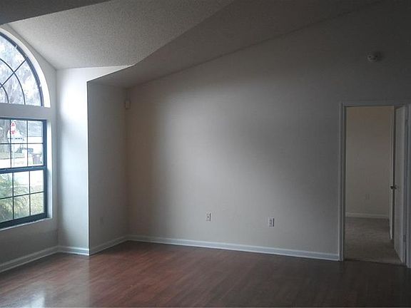 5th image of 2957 Lana Ct