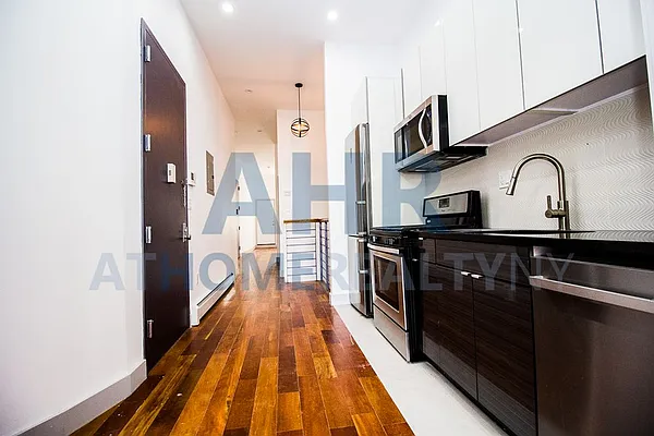 Rented by At Home Realty NY LLC | media 15