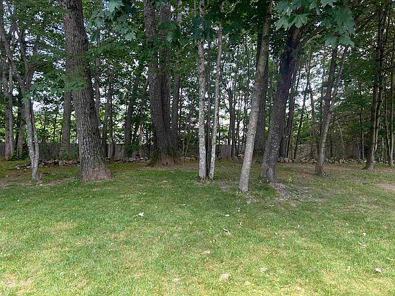 4th image of 615 Sherwood Glen Road