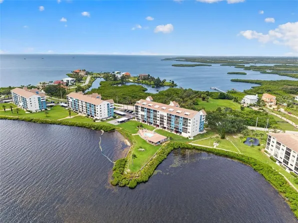 4650 BAY BOULEVARD #1044, PORT RICHEY, FL 34668