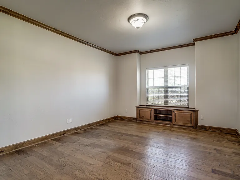 22525 Lindy Ter — Photo 12
