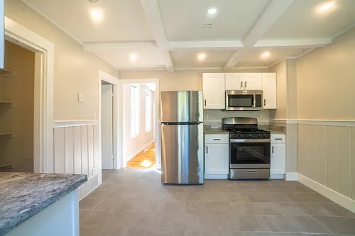 18 Drew Ave #1 Photo 1