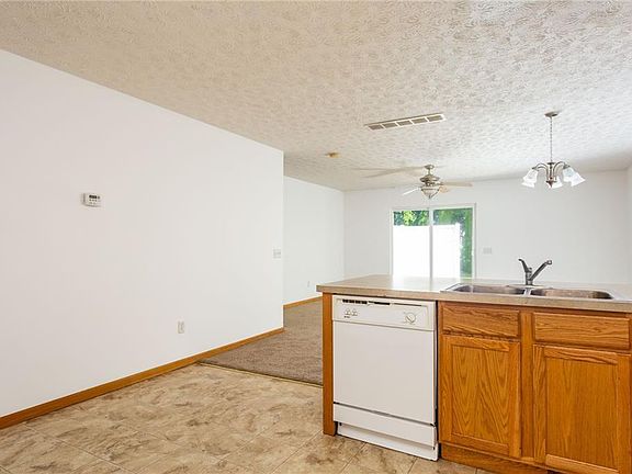 5th image of 6431 Forest Park Dr