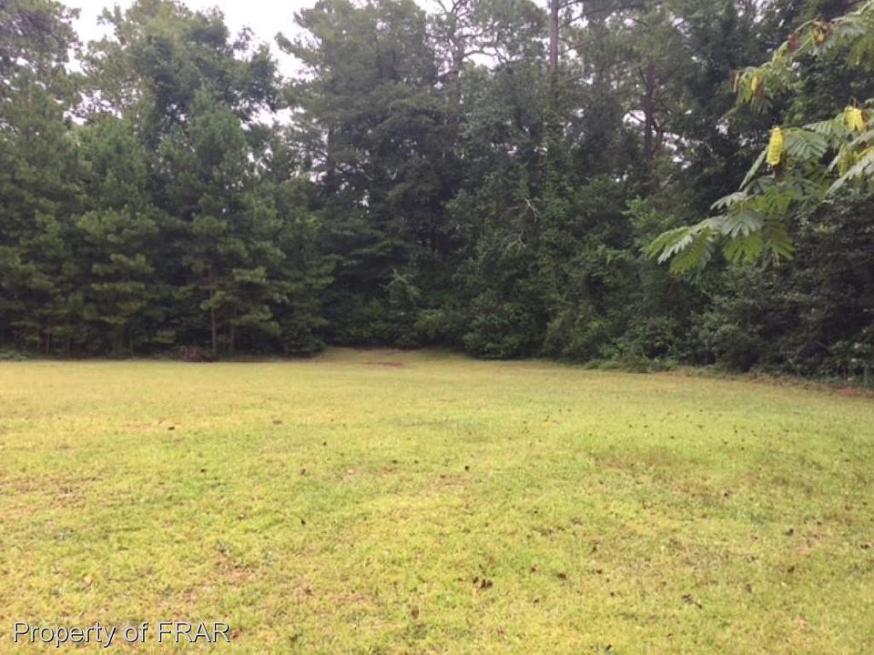 2nd image of 427 Lakeshore Dr
