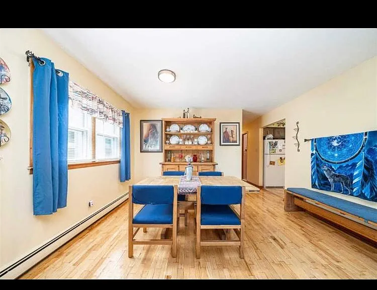 30 E 52nd St #1 — Photo 1