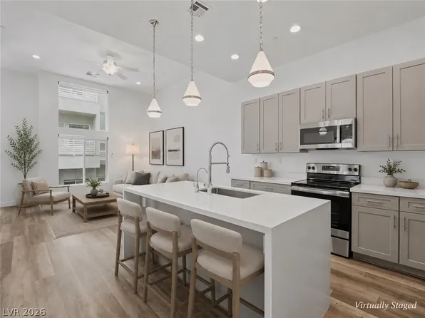 1193 Blossom Point St, Las Vegas, NV 89135