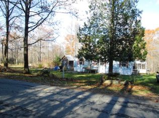 979 Ledge Hill Rd, Westport, NY 12993