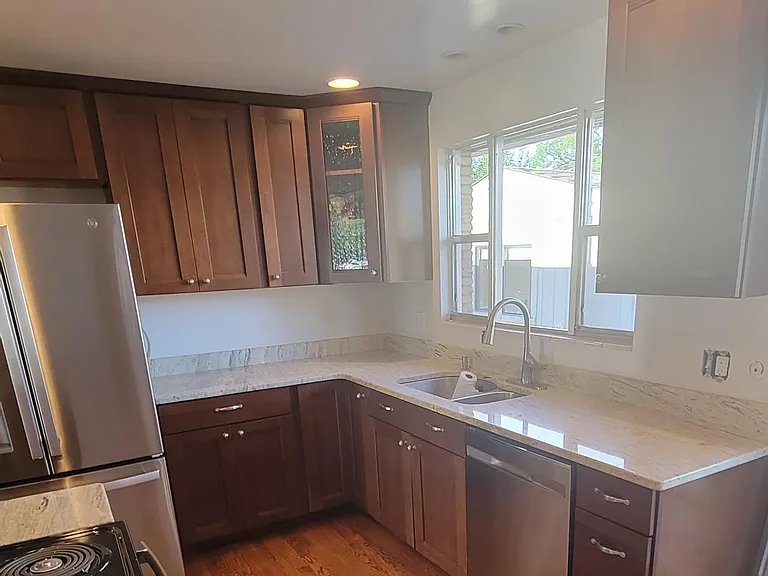 7462 Beach Ct — Photo 6