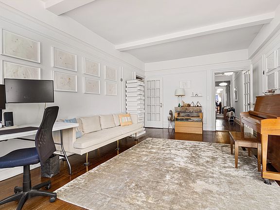 5th image of 105 W 73rd St APT 6C