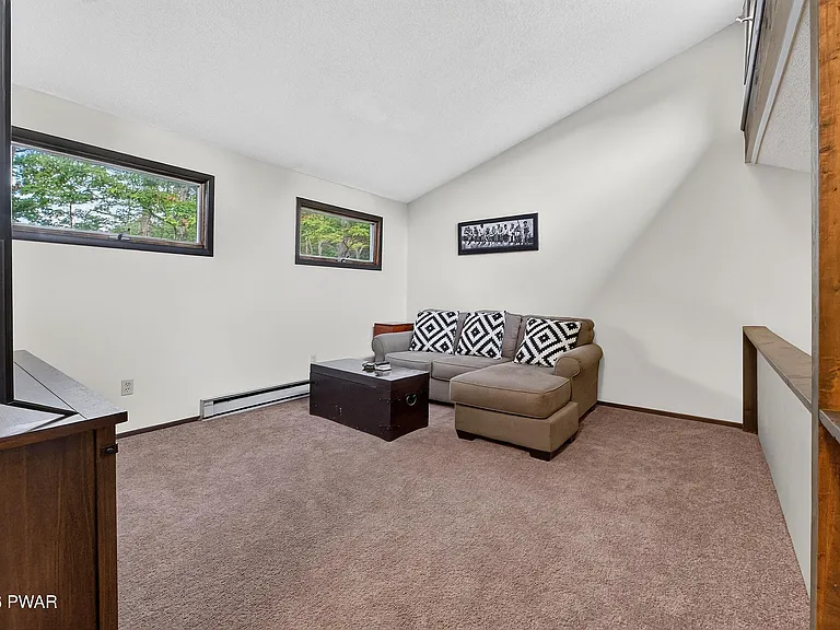 108 Claudine Ln — Photo 25