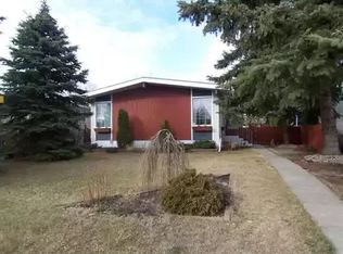 15716 84th Ave NW, Edmonton, AB T5R3Y3