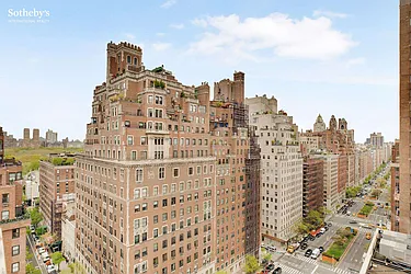 Rented by Sotheby's International Realty