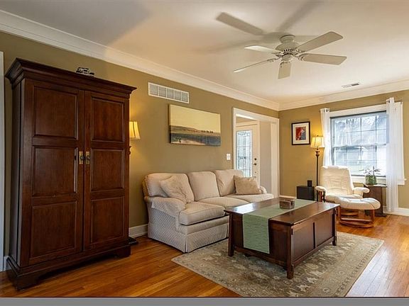 4th image of 5736 Cherry St