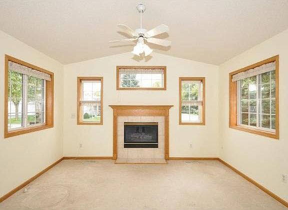 4th image of 8596 Stratford Lane