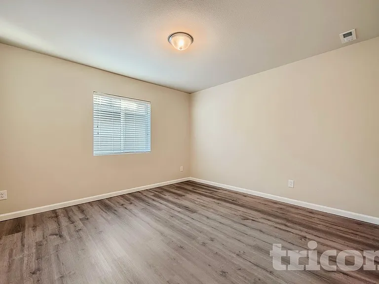 3322 Nova St NE — Photo 14
