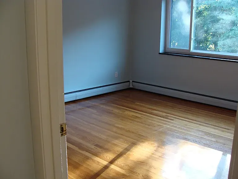 197 Kent St — Photo 12