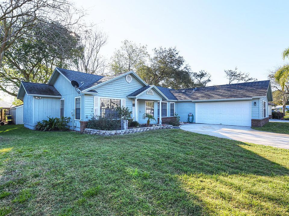 1st image of 820 McCollum Cir
