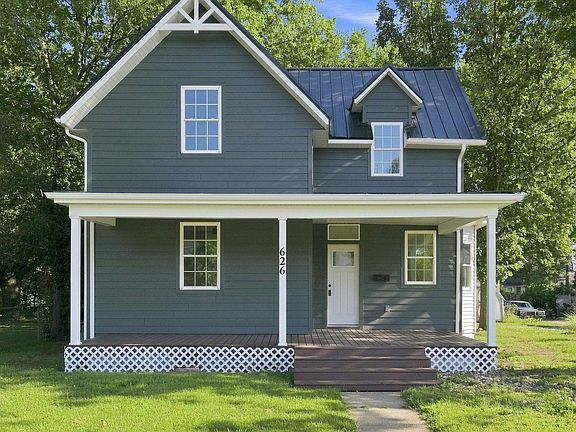 2nd image of 626 Bower St