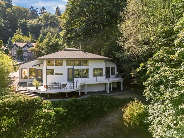 26530 Lake Fenwick Road S, Kent, WA 98032