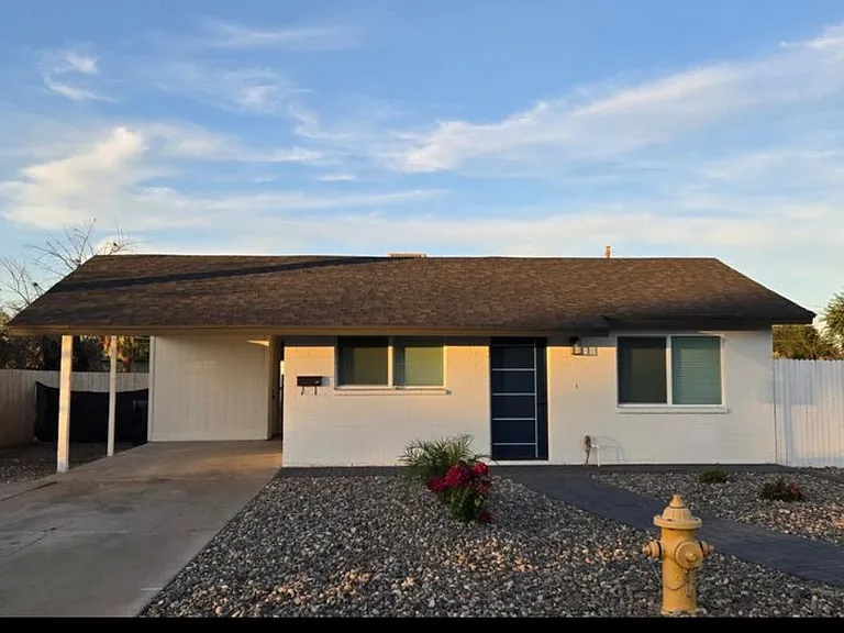 444 E 10th Ave — Photo 1