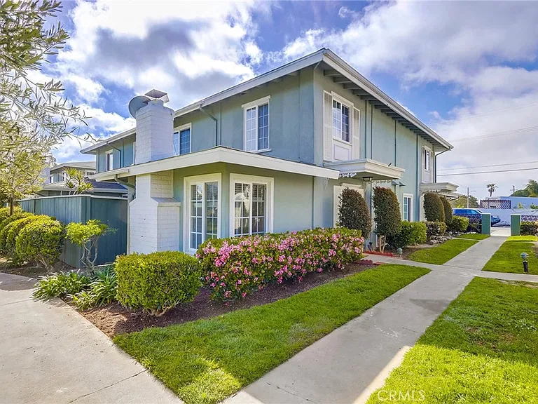 1845 Anaheim Ave #16-C — Photo 44