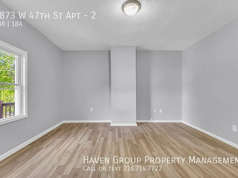 1873 W 47th St #2 — Photo 3