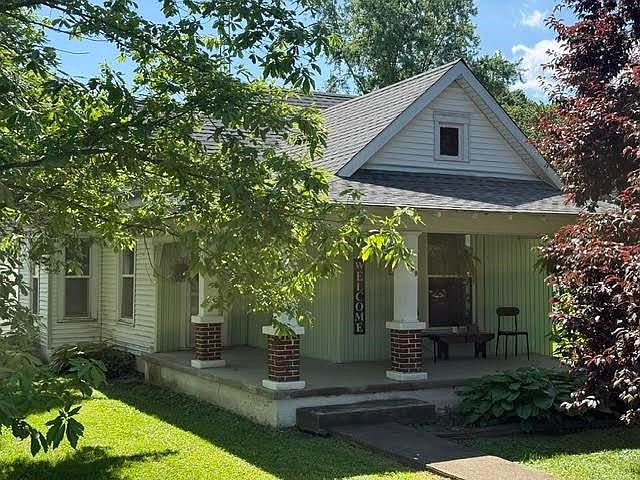 1st image of 8289 N Centerville Rd