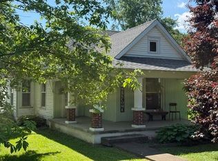 8289 N Centerville Rd, Williamsburg, IN 47393