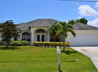 2419 SE Rock Springs Dr, Port Saint Lucie, FL 34952