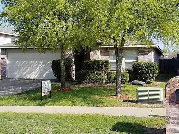 2nd image of 2304 Timber Creek Dr