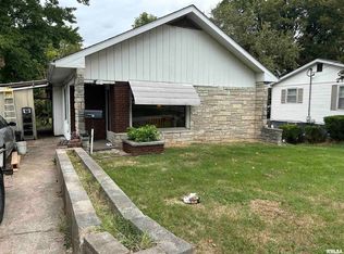 113 Douglas St, Anna, IL 62906