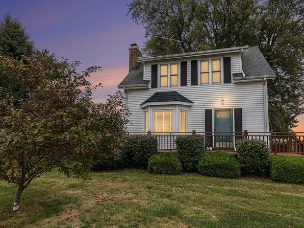 6596 Fruit Ridge Ave NW, Grand Rapids, MI 49544