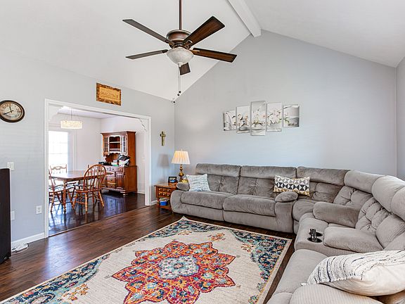 2nd image of 3018 West Dr