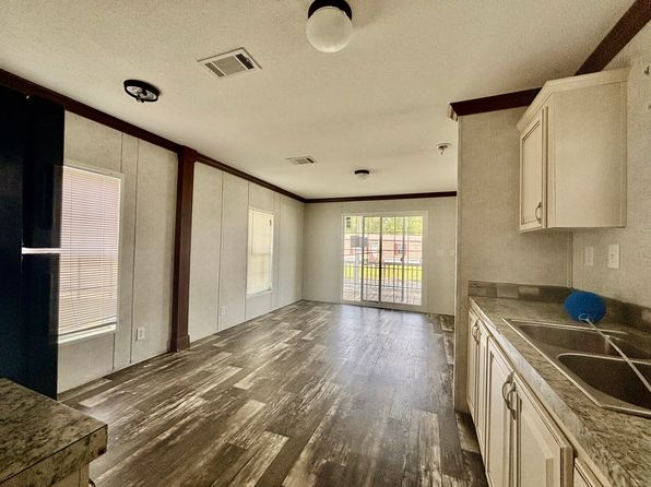 335 SE Balboa Dr LOT 119