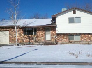 127 Deauville Ln, Pueblo, CO 81005