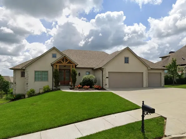 7308 Hepscott Ct, Columbia, MO 65203