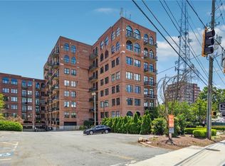 3235 Roswell Rd NE #821, Atlanta, GA 30305