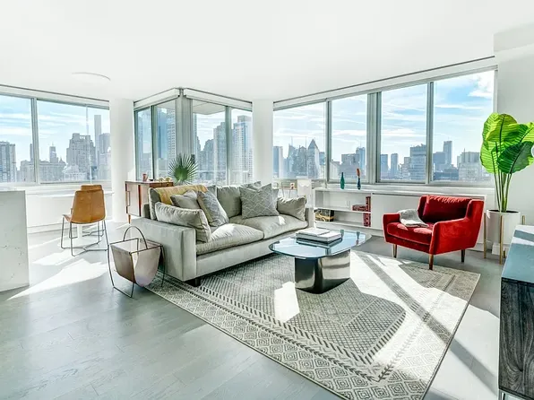 101 W End Ave, New York, NY