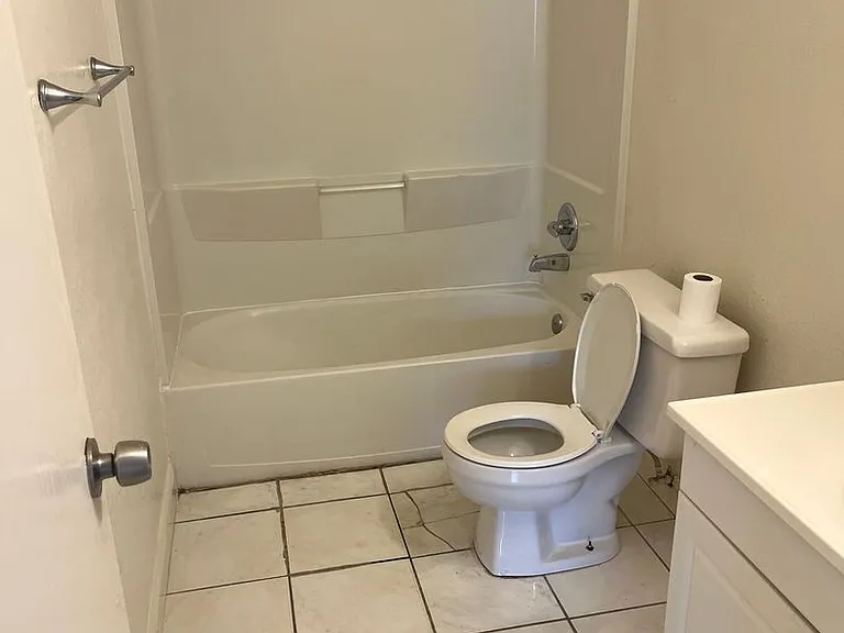 2710 Eldora Cir — Photo 3