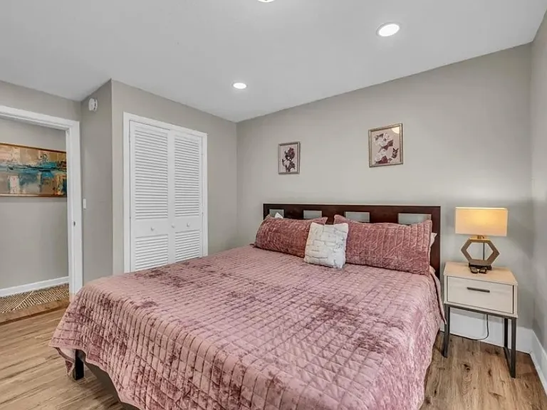 Bedroom #1