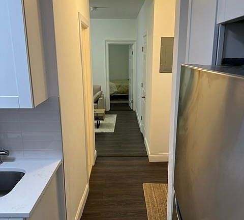 5th image of 275 Harrison Ave APT B8