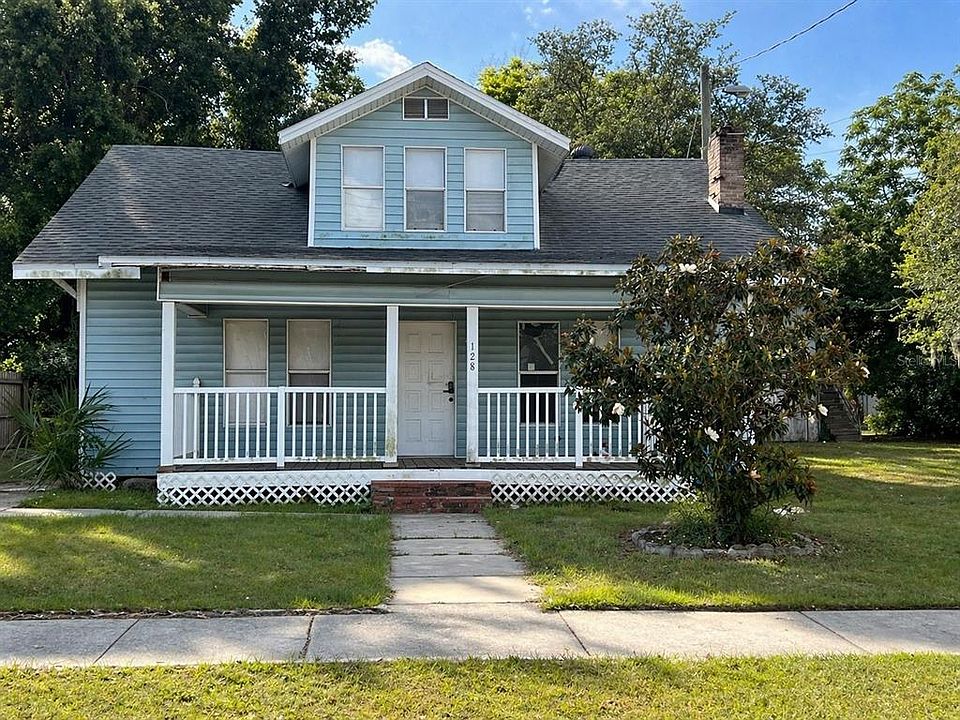 1st image of 128 Avenue D SW