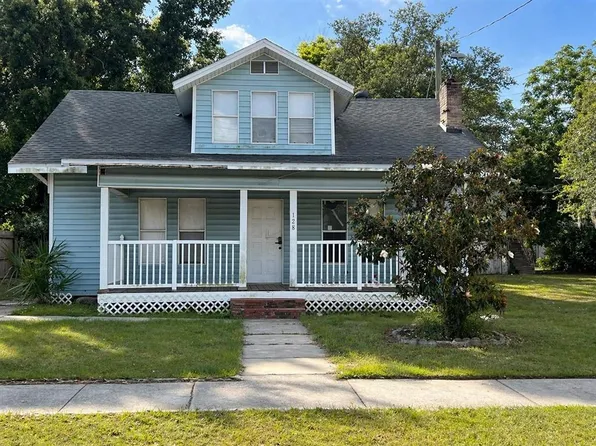 128 Avenue D SW, Winter Haven, FL 33880