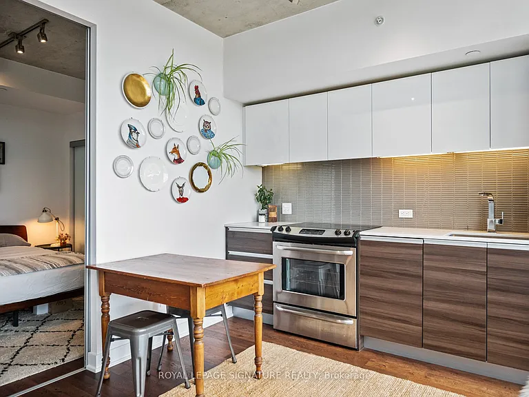 1190 Dundas St E #1023 — Photo 5